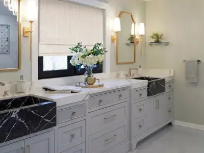 حوض غسيل رخام ألكسندر بلاك بتصميم مئزر ومصرف مخفي - 4 - MarbleCenter