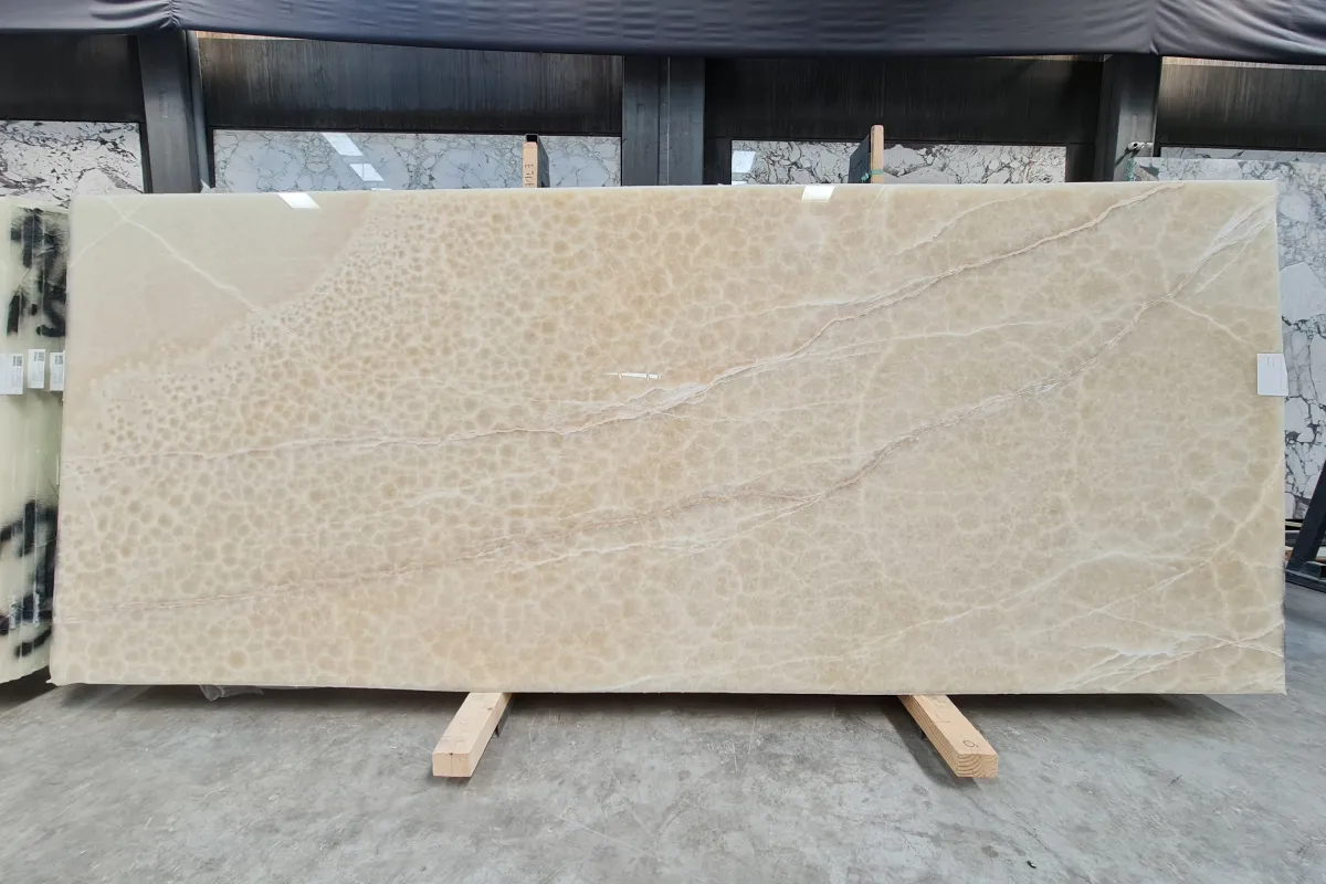Honey Onyx