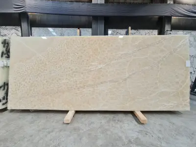 Honey Onyx - 1 - MarbleCenter