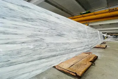 Calacatta Carrara - 1 - MarbleCenter
